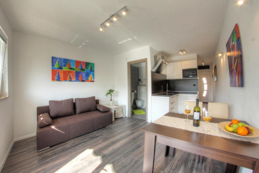 Apartments Nebuloza روفينج المظهر الخارجي الصورة