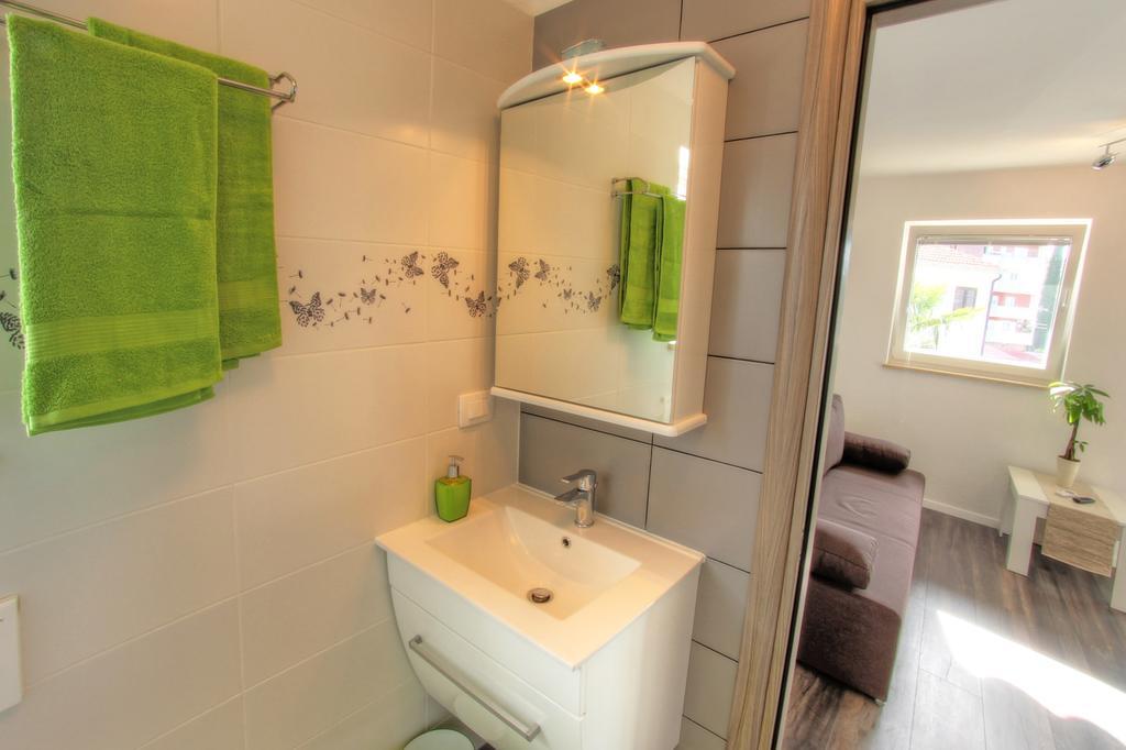 Apartments Nebuloza روفينج المظهر الخارجي الصورة
