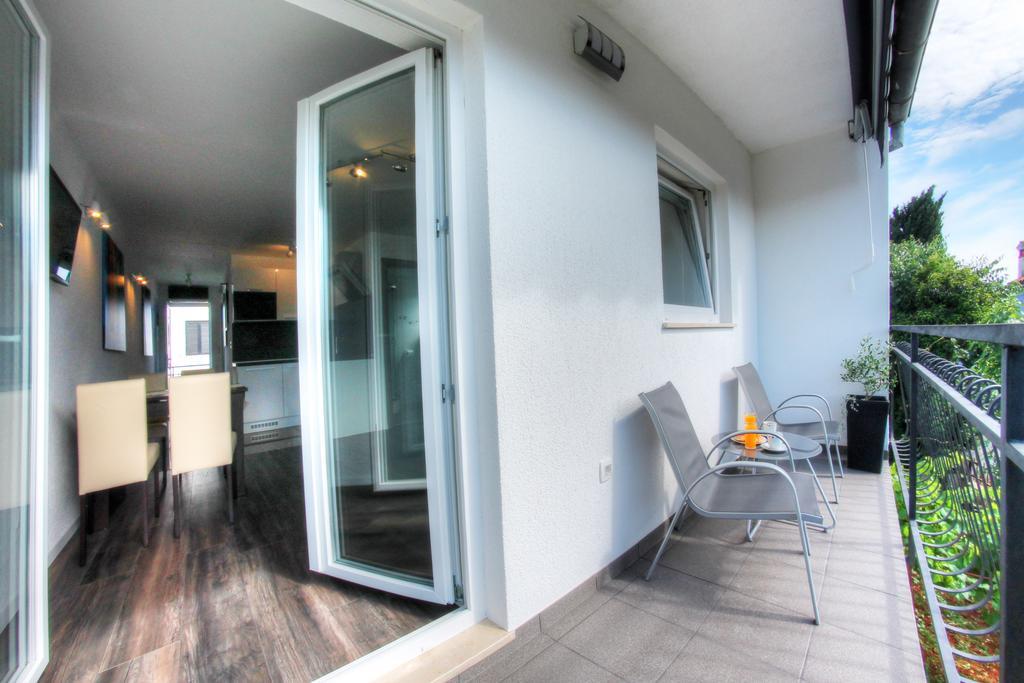 Apartments Nebuloza روفينج المظهر الخارجي الصورة